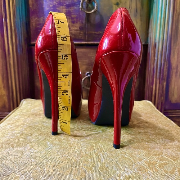 Olsenboye Red Platform Heels Open Toed With Bow Detail Size 6.5 / 6 1/2 - Picture 4 of 6